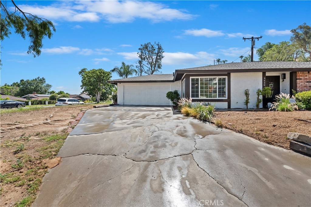 Jurupa Valley, CA 92509,5430 Avenue Juan Bautista