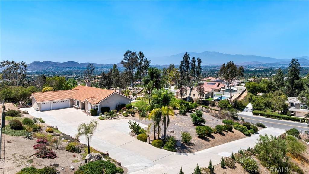 Riverside, CA 92503,11056 Orchard View LN