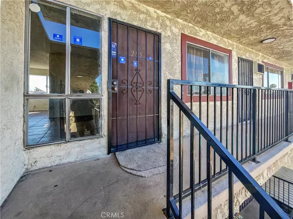 Panorama City, CA 91402,8800 Cedros AVE #209