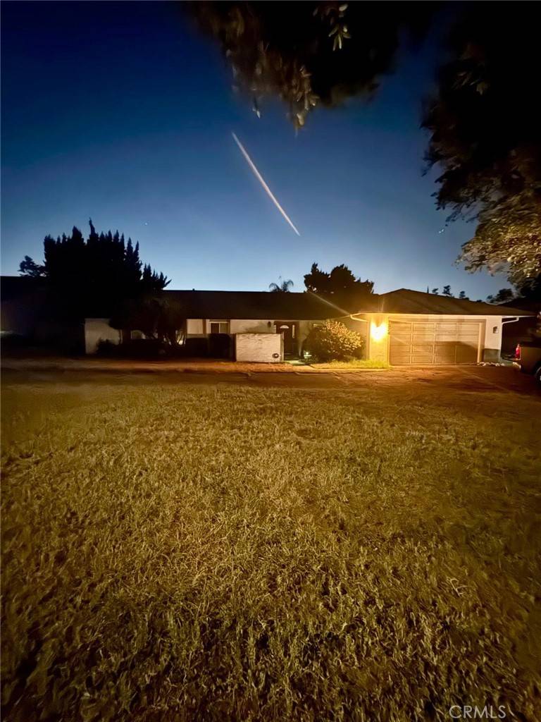 1324 W Fern AVE, Redlands, CA 92373