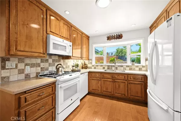 Claremont, CA 91711,647 Ridgefield Dr
