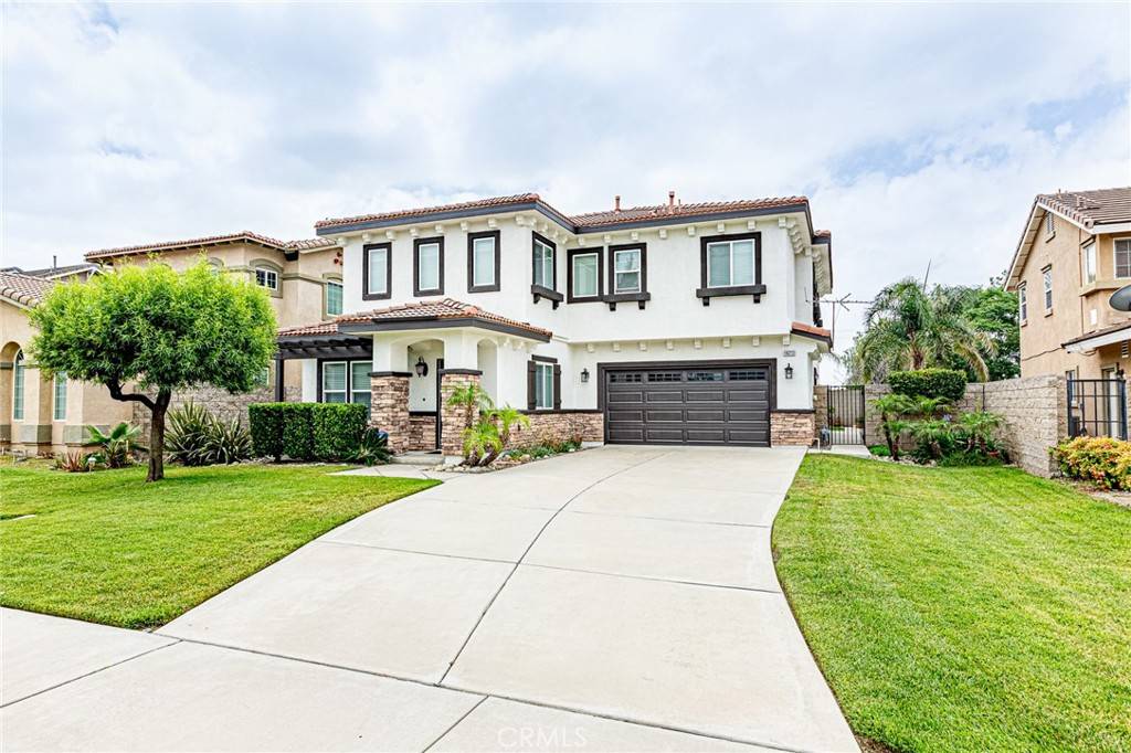 16213 STAR CREST WAY, Fontana, CA 92336