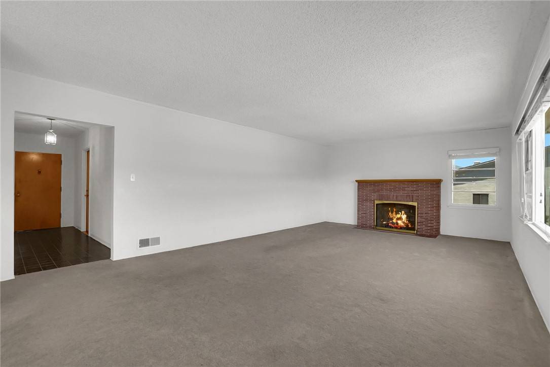 Monterey Park, CA 91754,824 De La Fuente ST