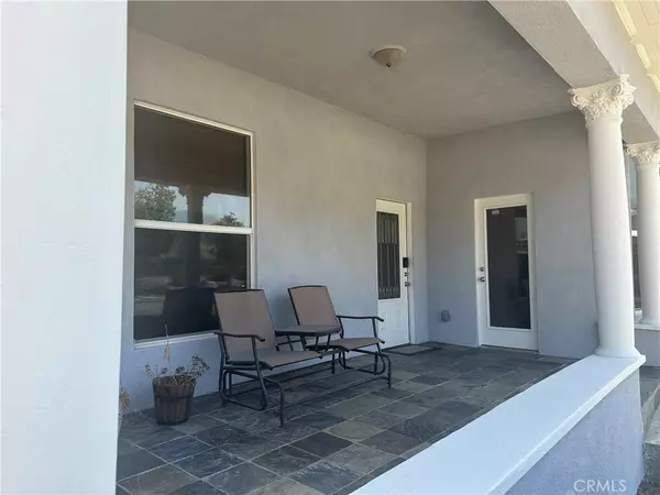San Bernardino, CA 92407,1035 W Hill DR