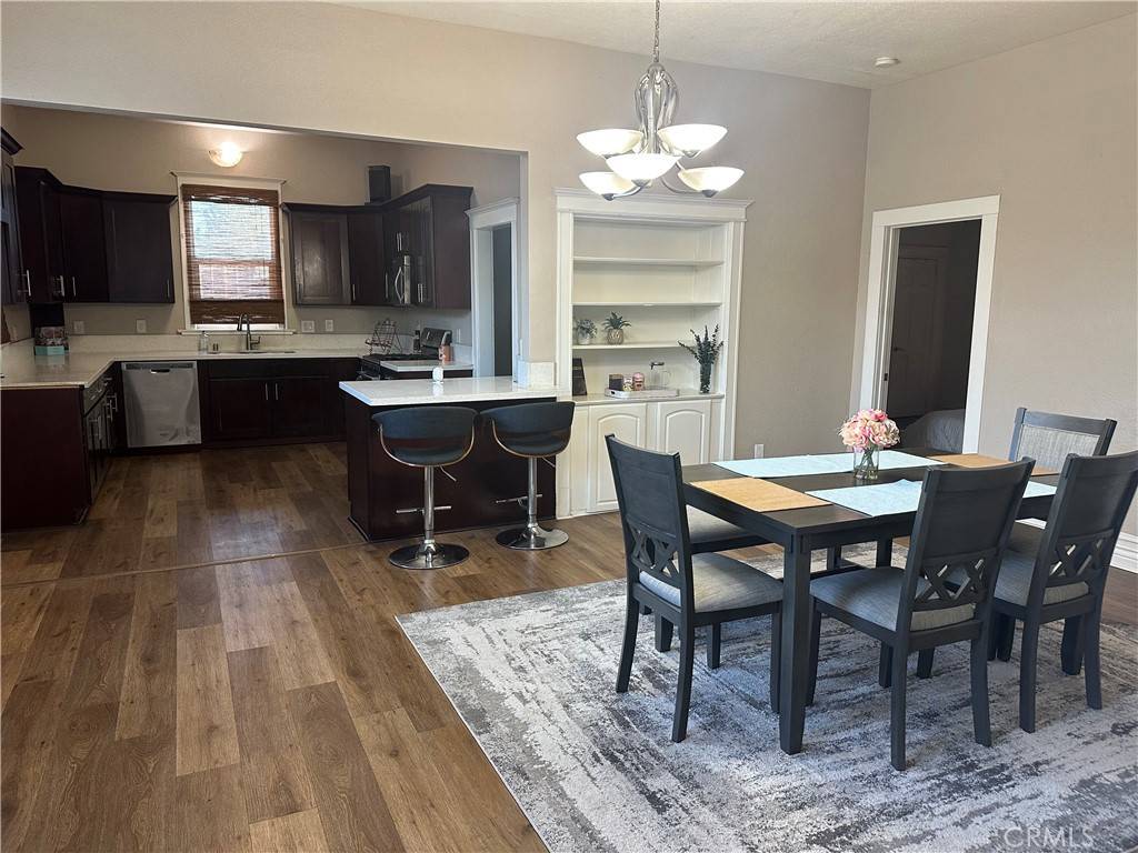 San Bernardino, CA 92407,1035 W Hill DR