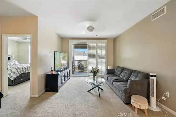Anaheim, CA 92805,1801 E Katella AVE #2053