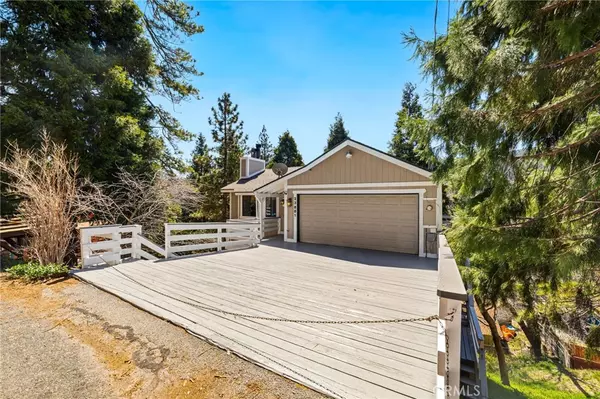 Crestline, CA 92325,23881 Zurich DR