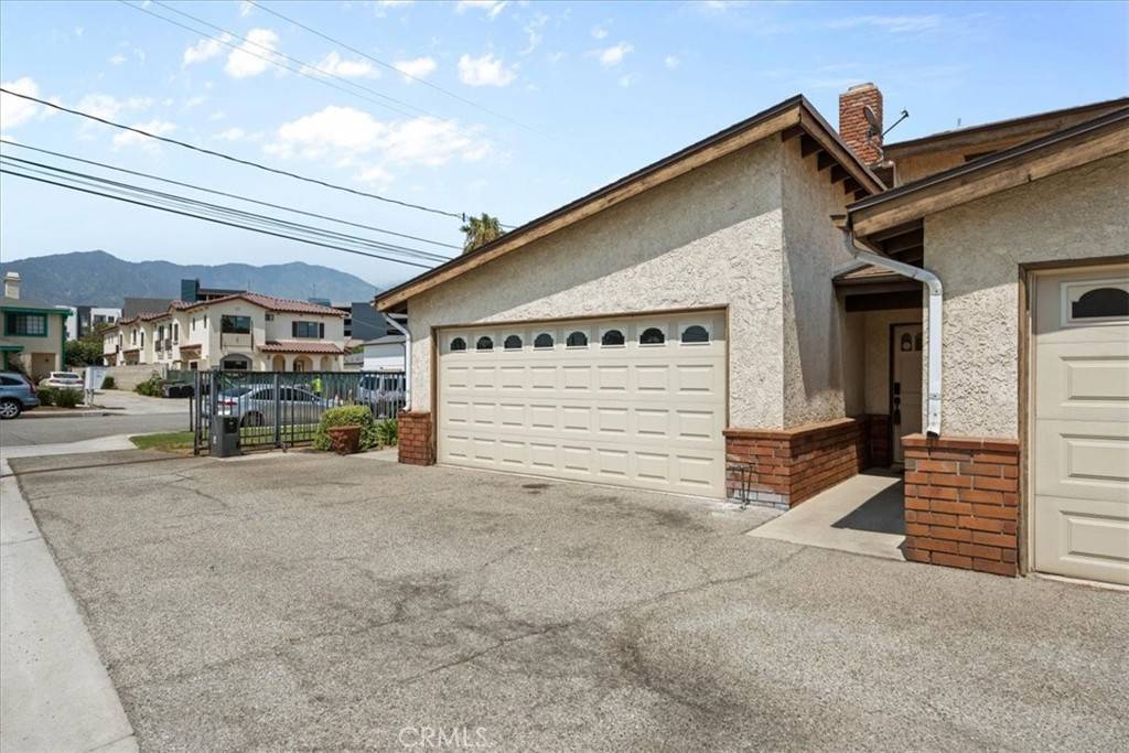 Monrovia, CA 91016,406 Genoa ST #A