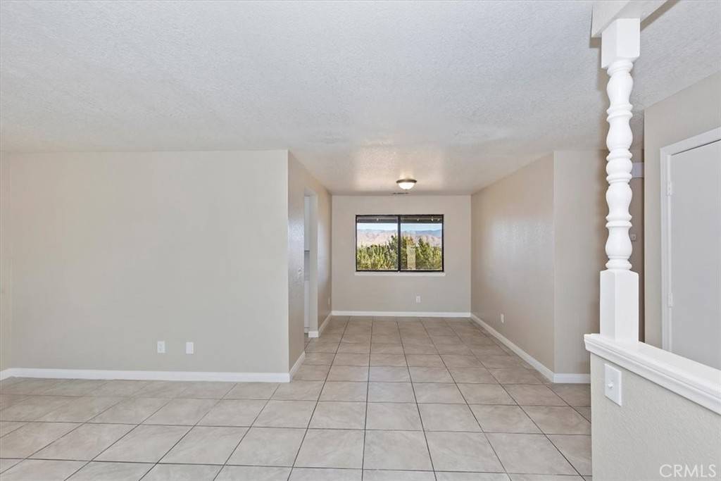 Hesperia, CA 92345,7267 Dalscote ST