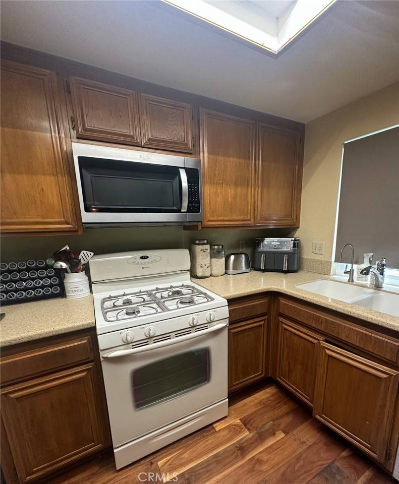 Redlands, CA 92374,1510 Karon ST