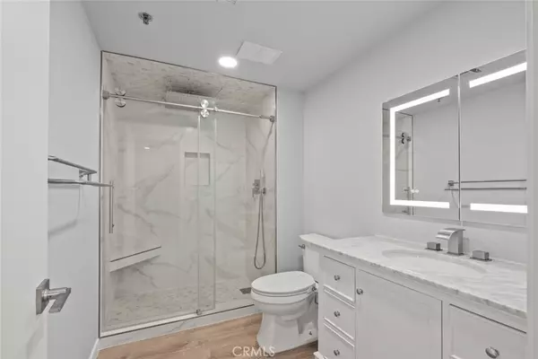 2700 Lawrence Crossley RD #52, Palm Springs, CA 92264