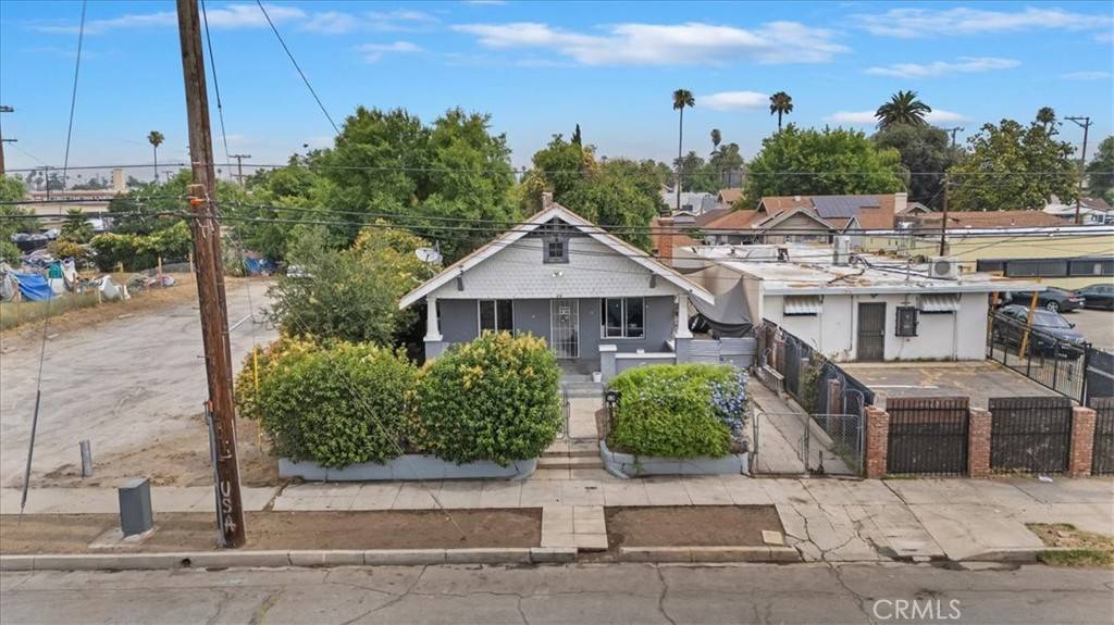430 W 10th ST, San Bernardino, CA 92410