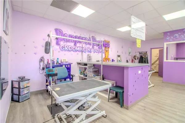 Victorville, CA 92395,15444 Bear Valley RD #A