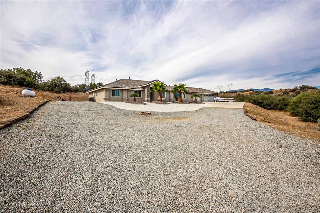 Oak Hills, CA 92344,10375 Buffalo RD