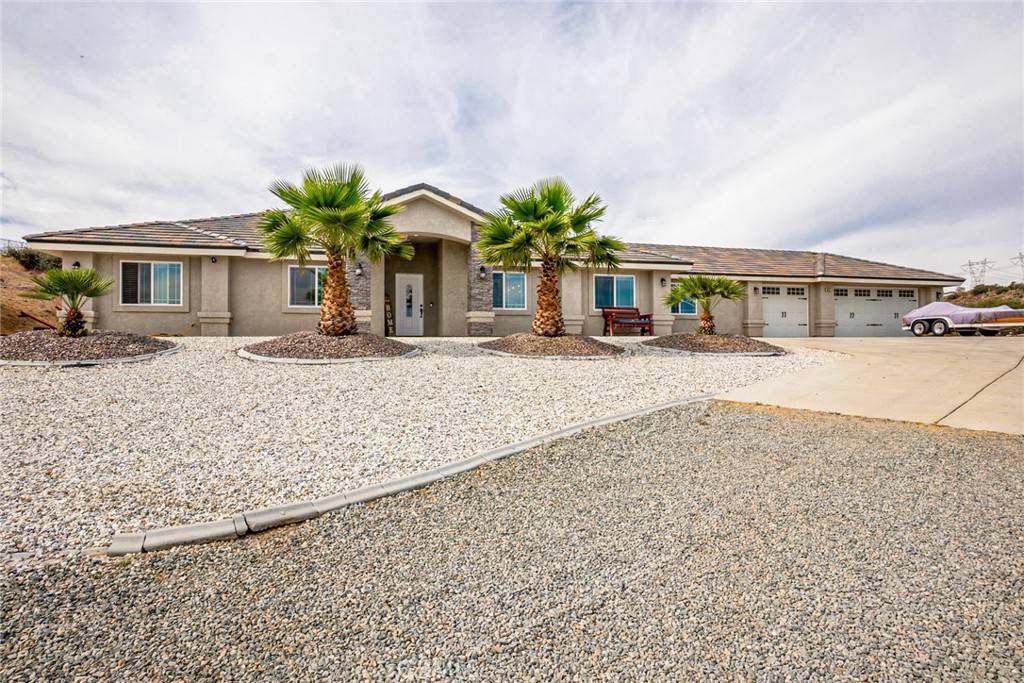 10375 Buffalo RD, Oak Hills, CA 92344