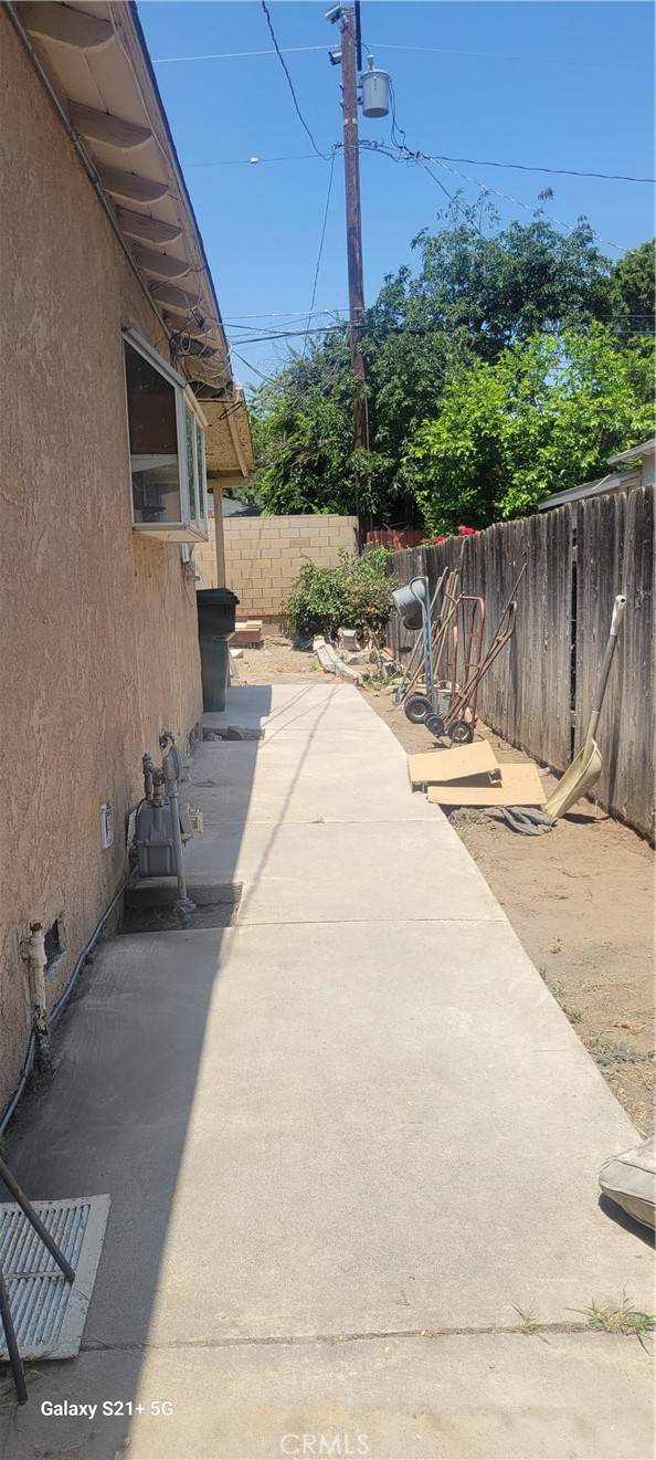 San Bernardino, CA 92410,2570 W 6th ST