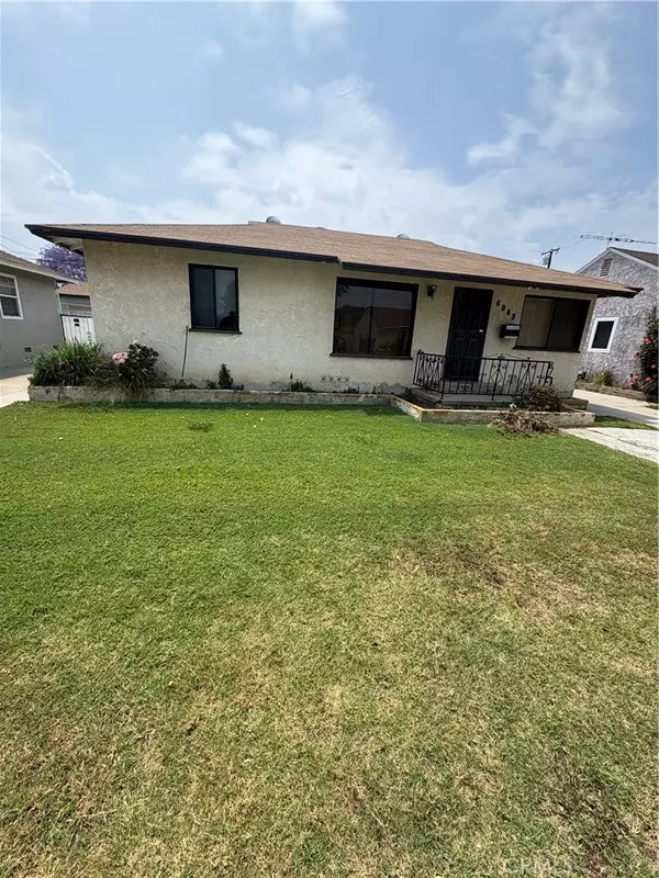 Lakewood, CA 90712,6049 Pennswood AVE