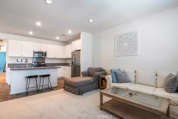 Fontana, CA 92336,16540 Wyndham LN #10