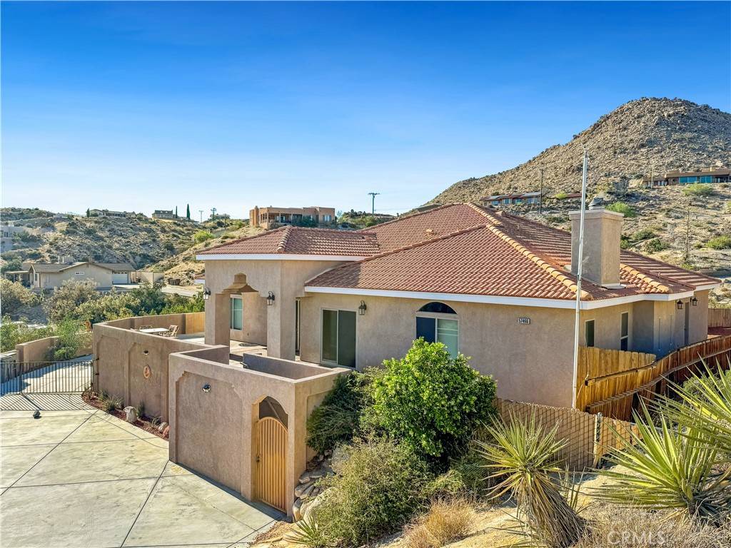 Yucca Valley, CA 92284,57466 Buena Suerte RD