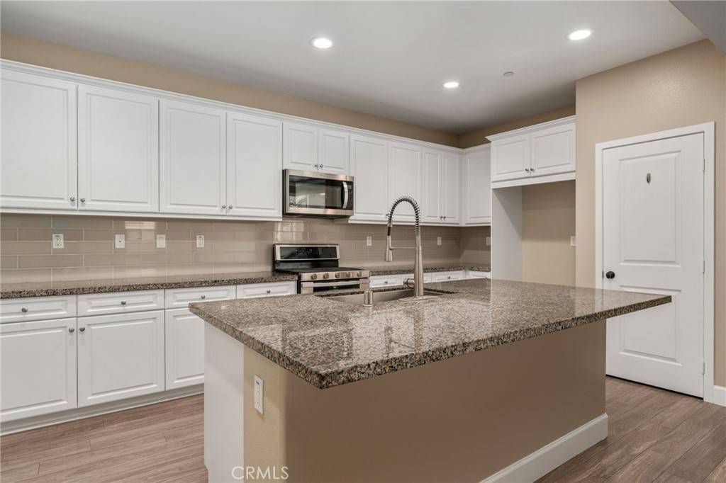 Ontario, CA 91762,3287 E MAYACAMA
