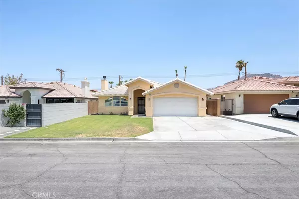 La Quinta, CA 92253,51840 Avenida Madero