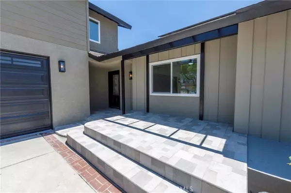 Pomona, CA 91767,930 Barbara LN