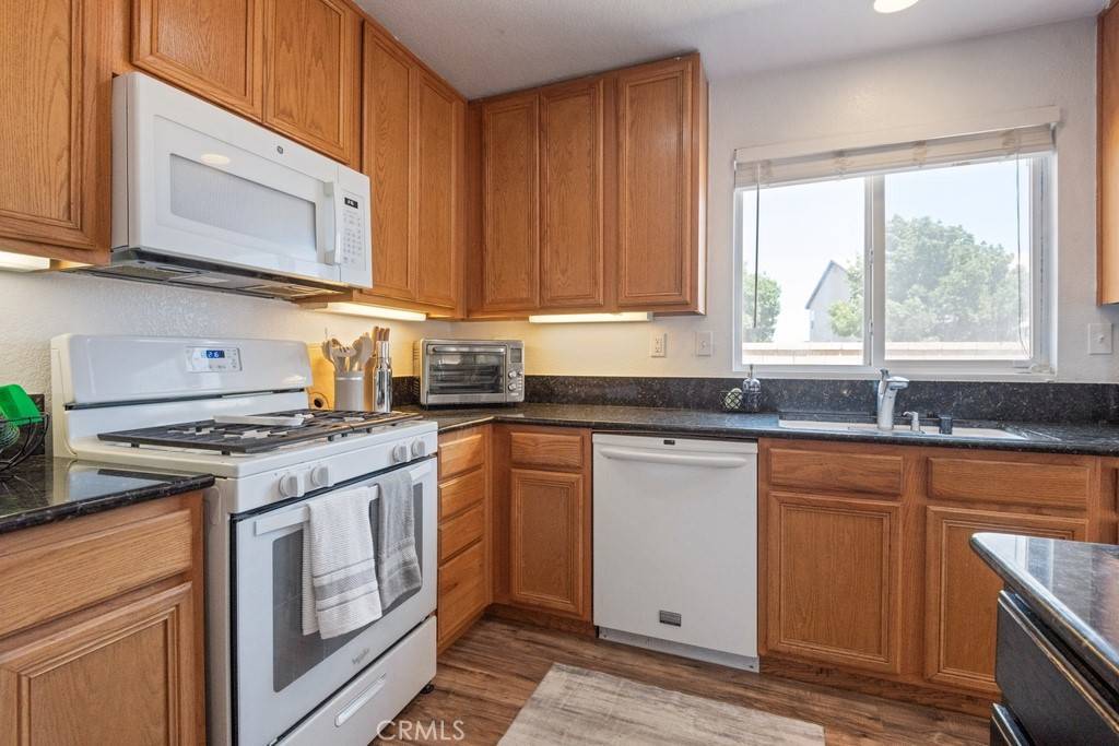 Hesperia, CA 92344,14075 Tourmaline ST