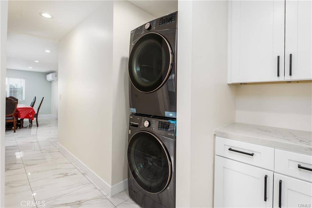 Fullerton, CA 92833,1714 W Ash AVE