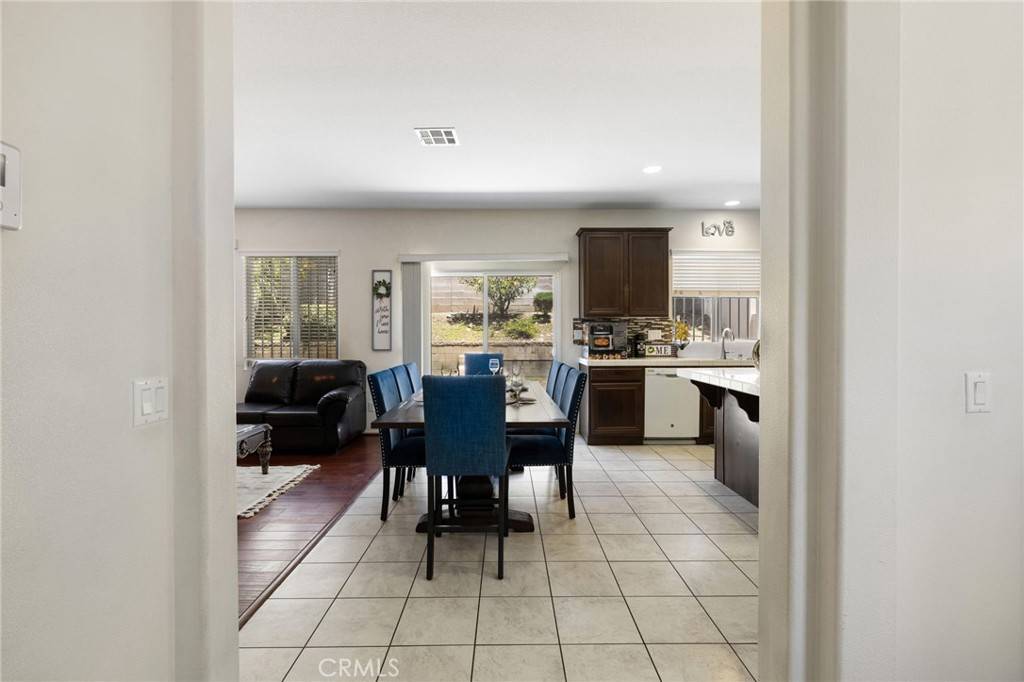 Rialto, CA 92376,544 W Elm Park AVE