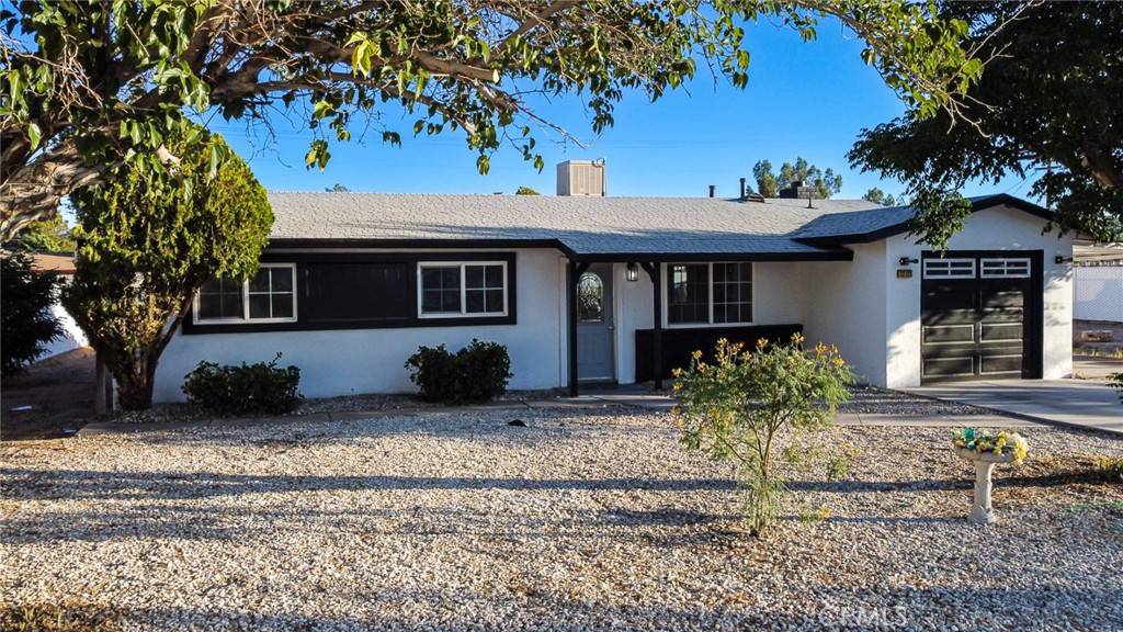 22725 Anoka RD, Apple Valley, CA 92308