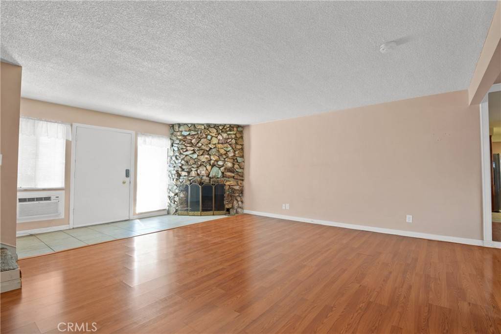 Fullerton, CA 92831,315 N Acacia AVE #C