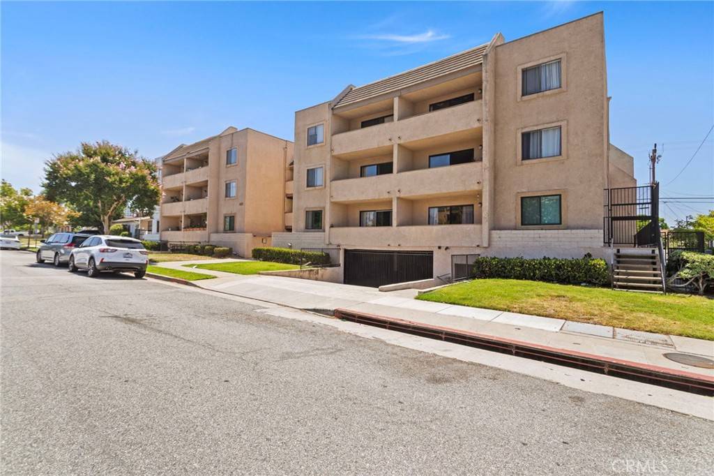 Glendale, CA 91203,460 Salem ST #18