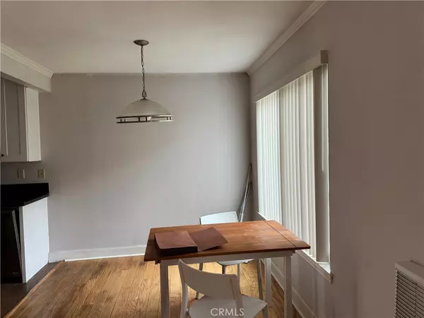 La Jolla, CA 92037,8515 Villa La Jolla DR #B