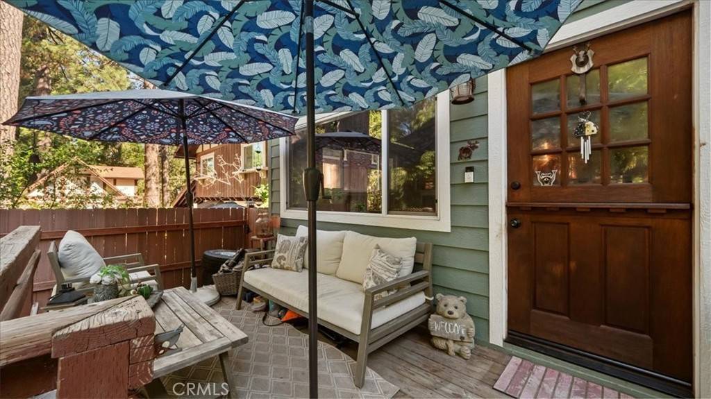 Crestline, CA 92325,25086 Boa DR
