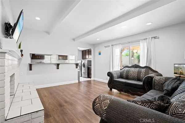 Ontario, CA 91762,1048 N Benson AVE