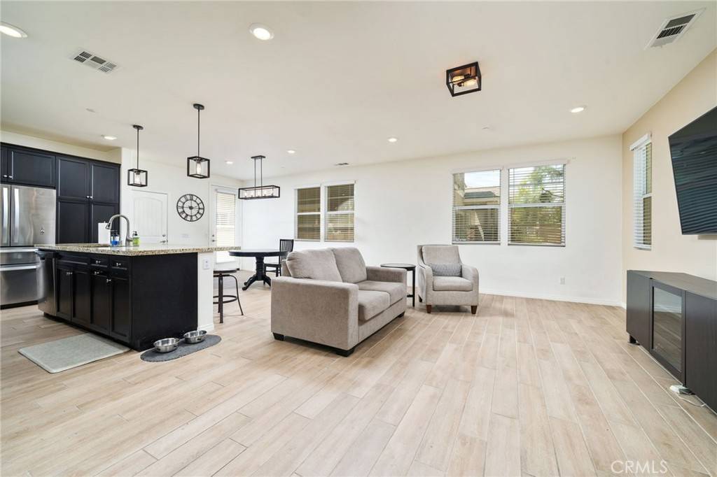 Ontario, CA 91762,3203 E Mt Rainier DR