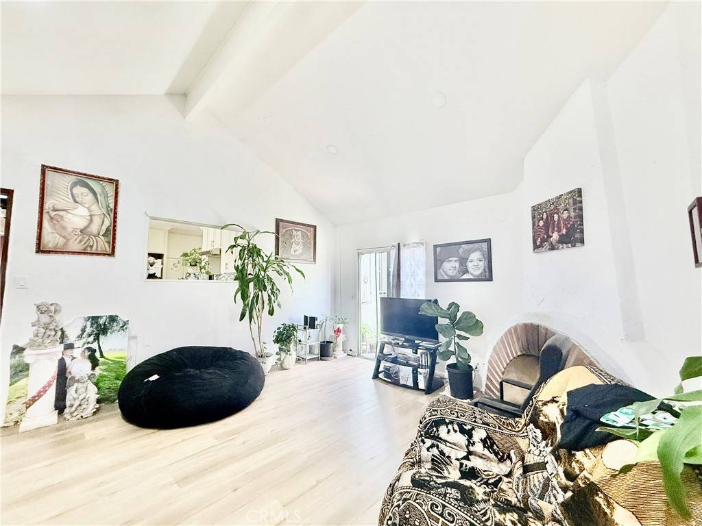 Norwalk, CA 90650,11425 HAYFORD ST