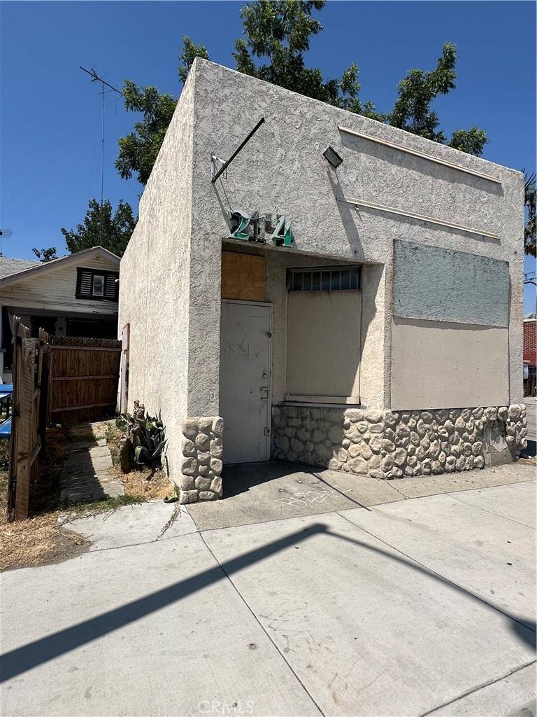 San Bernardino, CA 92410,214 E Base Line ST