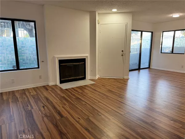 Baldwin Park, CA 91706,102 Park Shadow CT