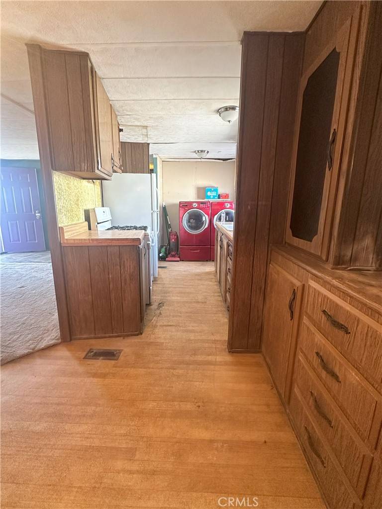 Rosamond, CA 93560,1258 Rosamond BLVD #40