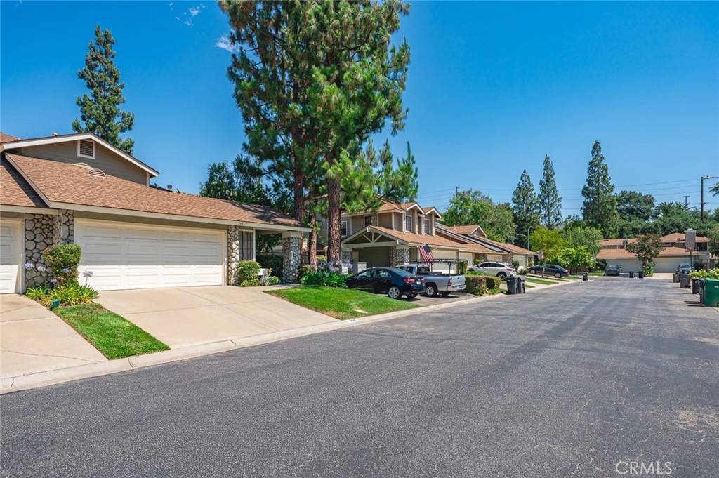 San Dimas, CA 91773,944 Auburn RD