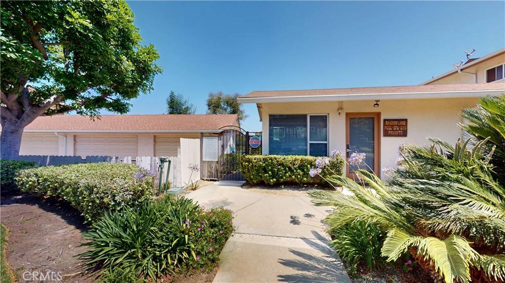 1354 Shadow LN #201, Fullerton, CA 92831
