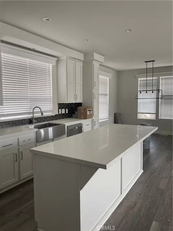 La Verne, CA 91750,4095 Fruit ST #228