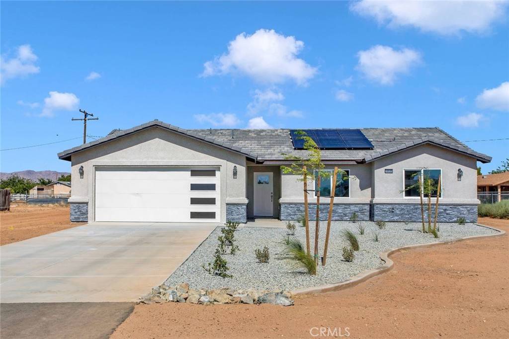 10533 Mohawk RD, Apple Valley, CA 92308