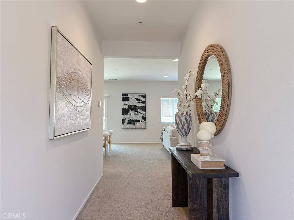 Ontario, CA 91761,2447 E Darien ST