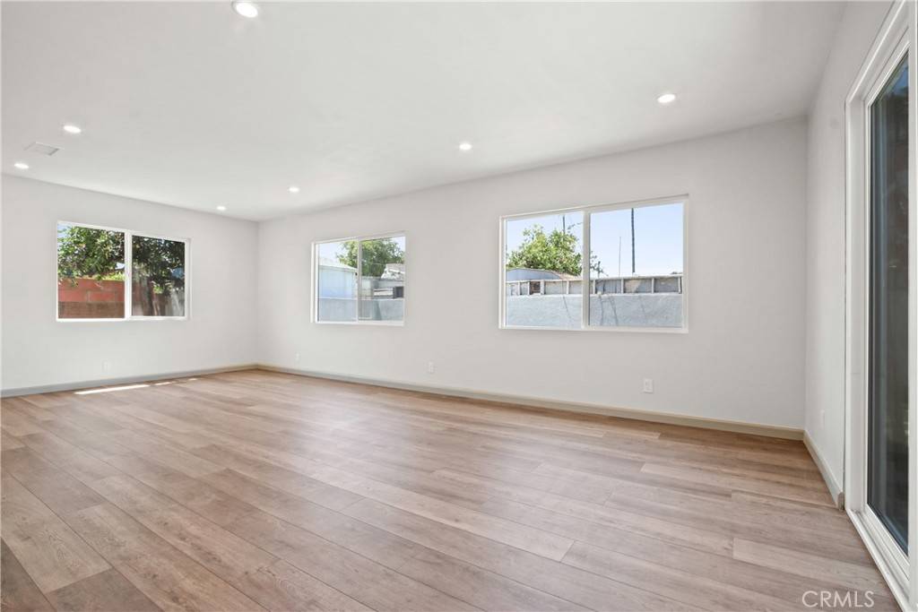 La Puente, CA 91746,13734 E Shaver ST