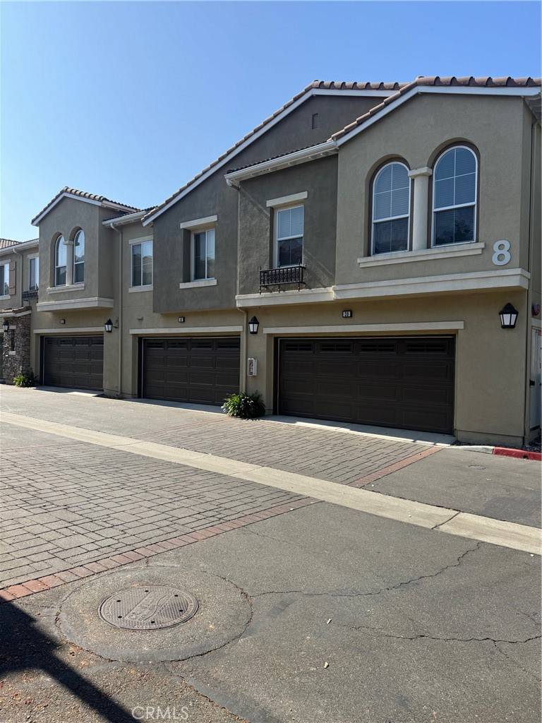 Fontana, CA 92336,15723 Parkhouse DR #40