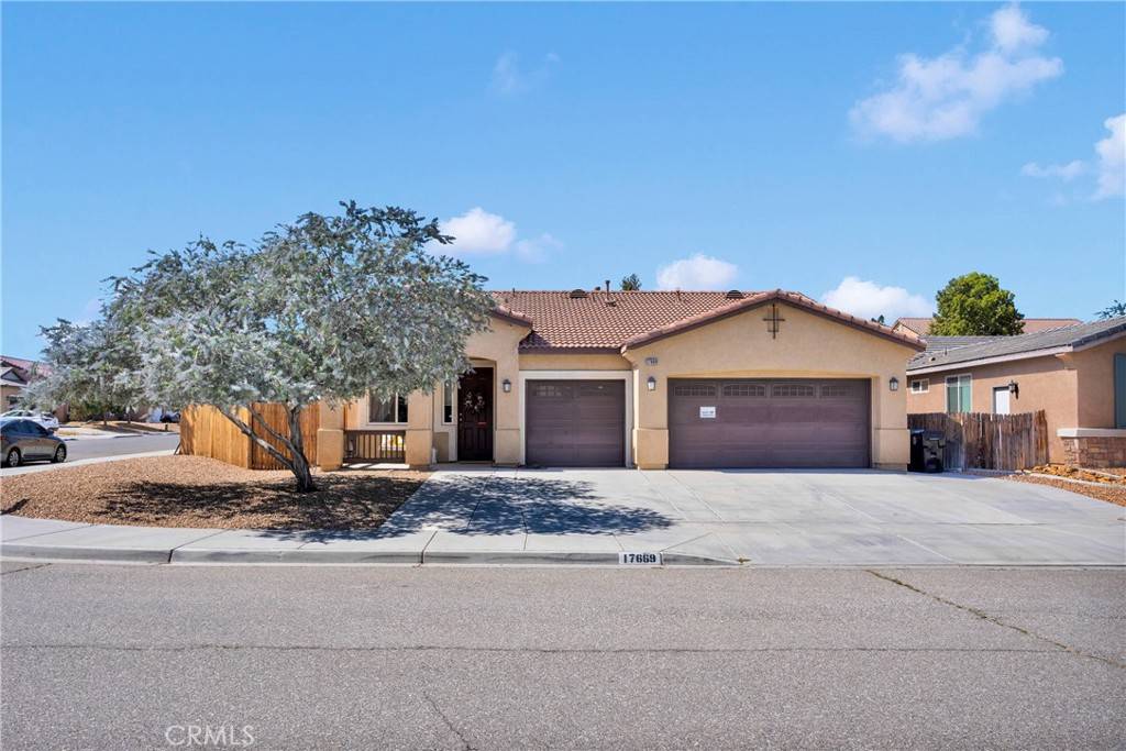 Victorville, CA 92395,17669 High Park ST