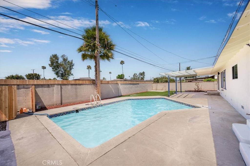11251 Bowles AVE, Garden Grove, CA 92841