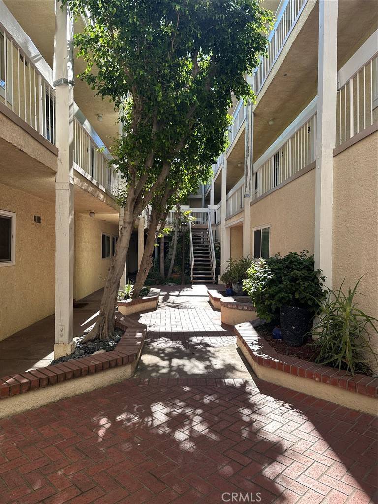 4807 Beck AVE #4, Valley Village, CA 91601